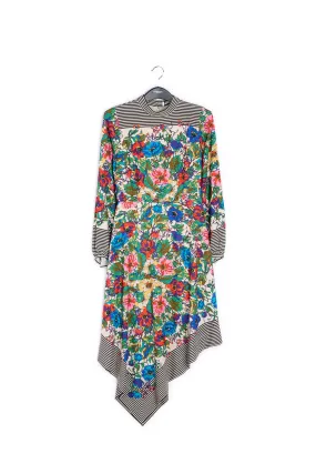 Asymmetric dress