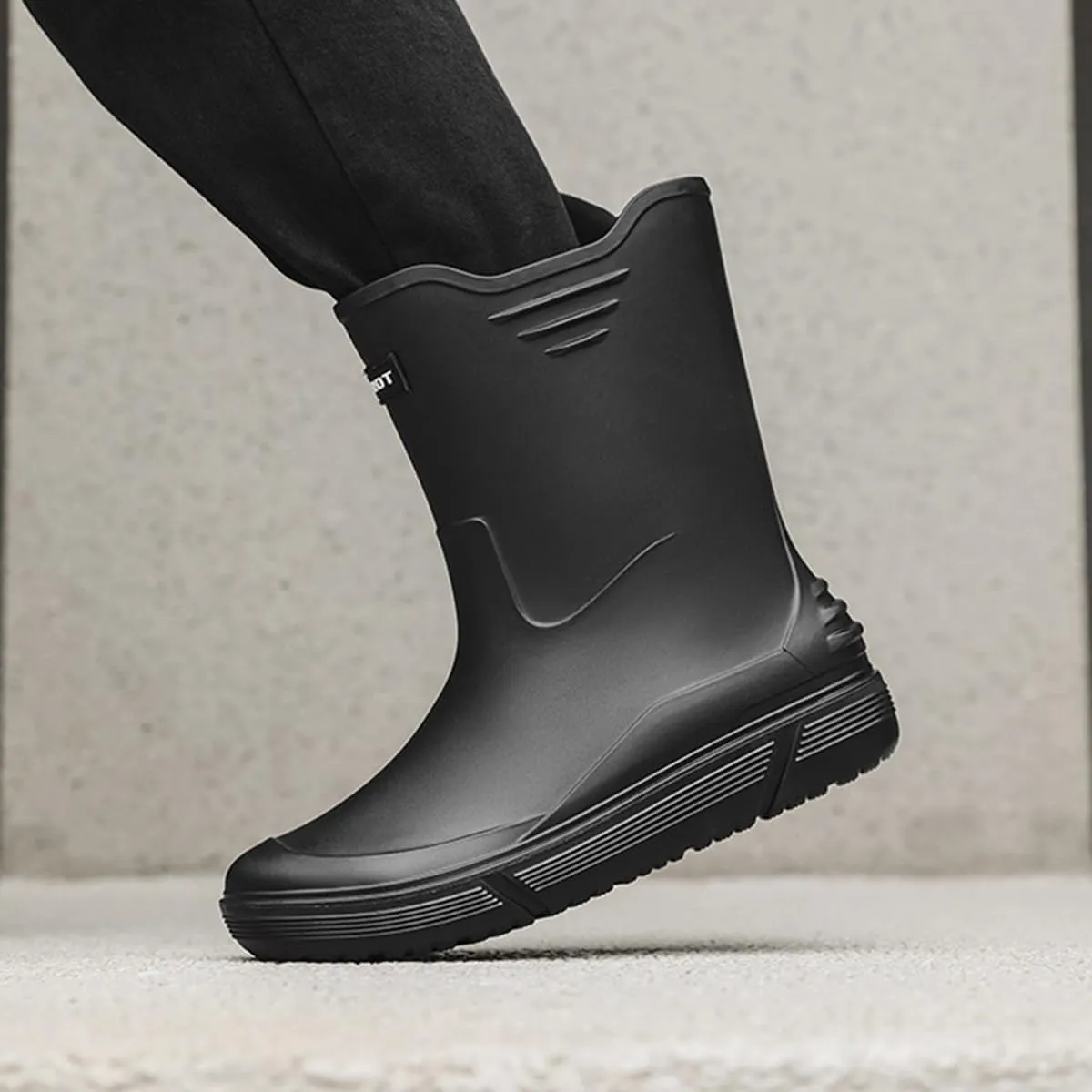 Men Mid-Calf Boots Waterproof Rain Boots Outdoor Garden Shoes