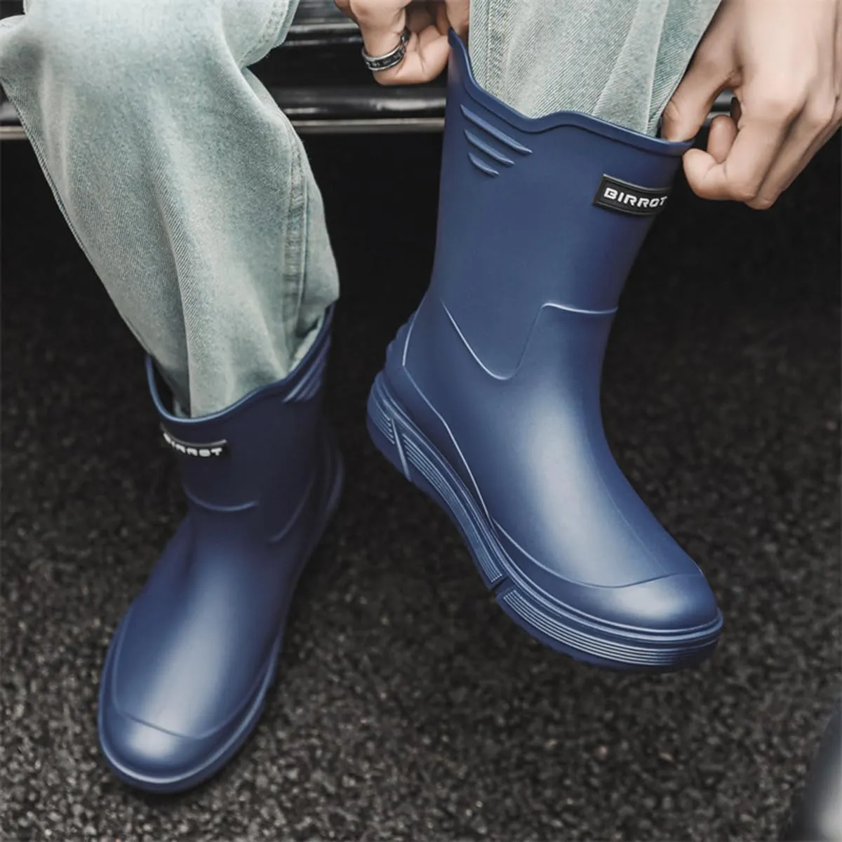 Men Mid-Calf Boots Waterproof Rain Boots Outdoor Garden Shoes